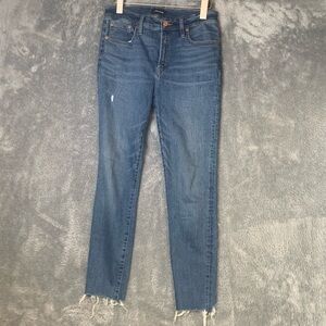 J Crew Jeans Cropped to 27” Straight Cut Shredded Hem Womens Size 28 Medium Wash